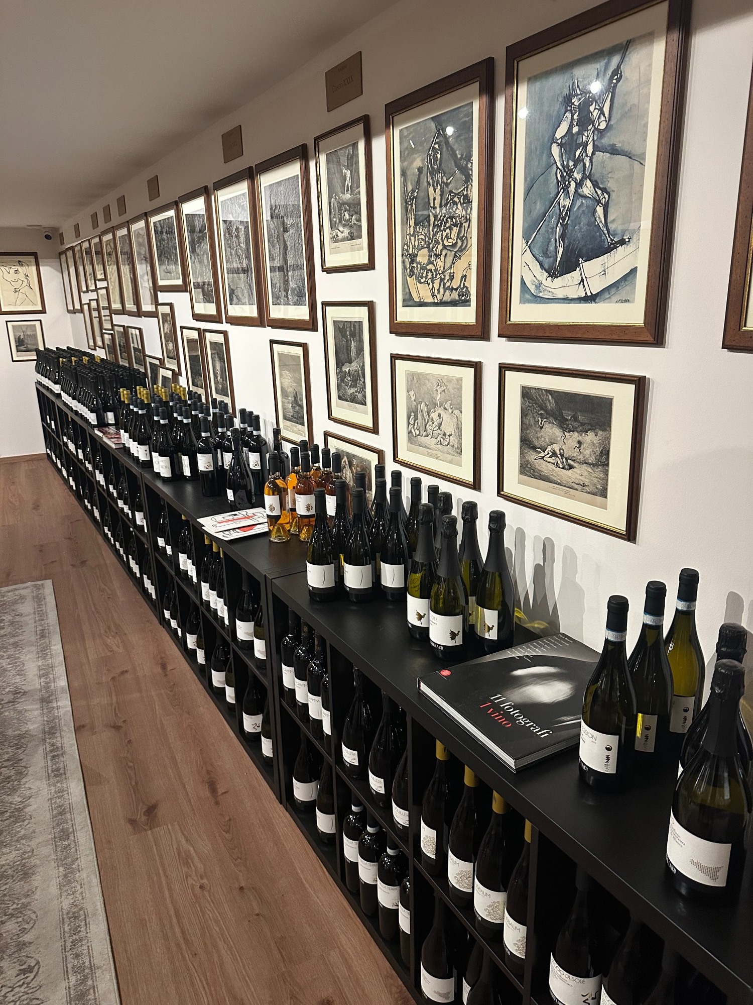 Cantina di Tavolo Unico tra vini e opere d’arte